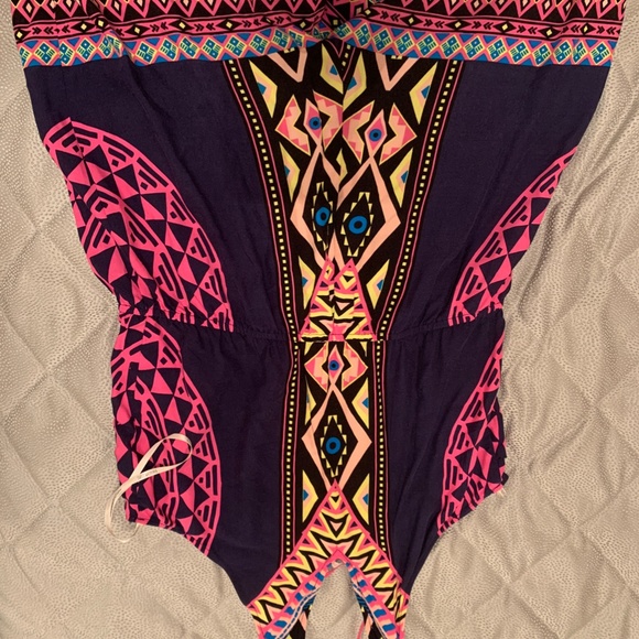 patterned romper! - Picture 3 of 3